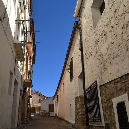 Hostal Restaurante San Millan Orihuela del Tremedal Eksteriør billede