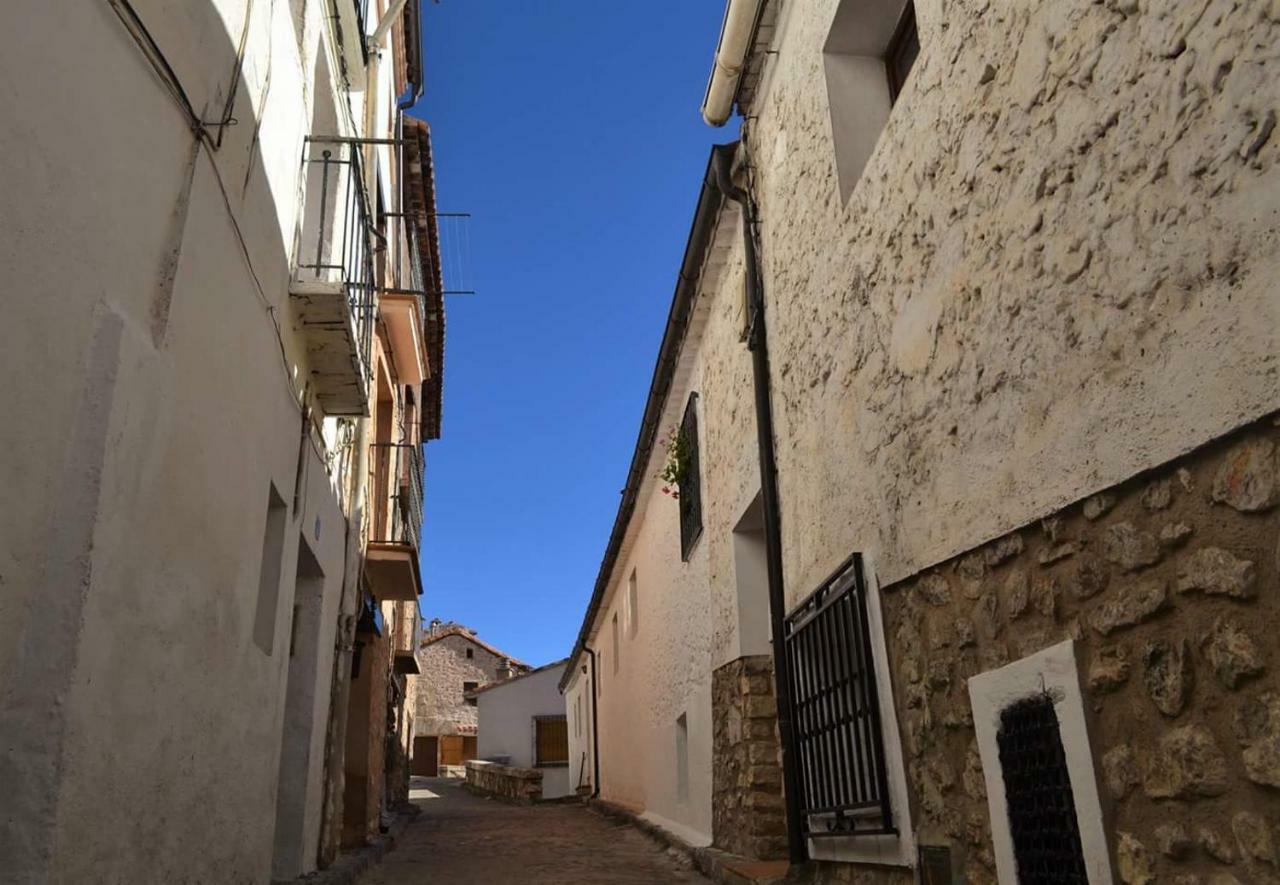 Hostal Restaurante San Millan Orihuela del Tremedal Eksteriør billede