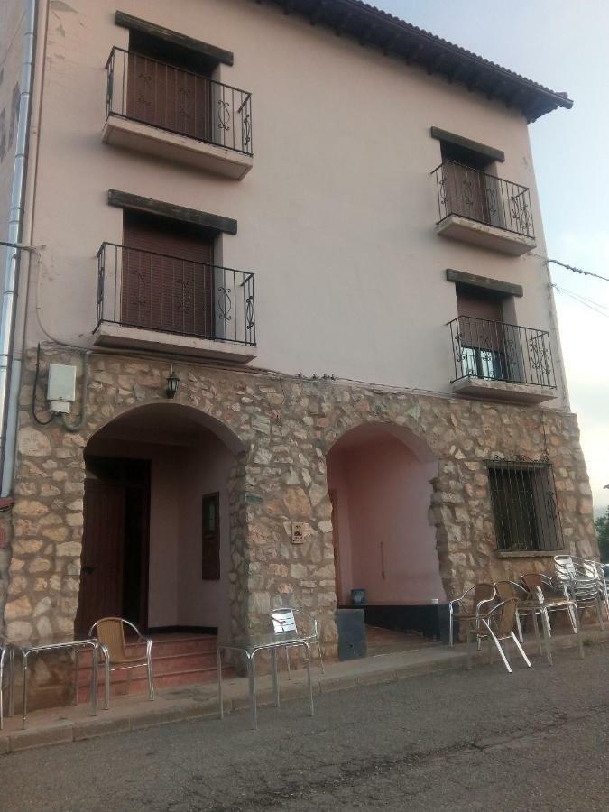 Hostal Restaurante San Millan Orihuela del Tremedal Eksteriør billede